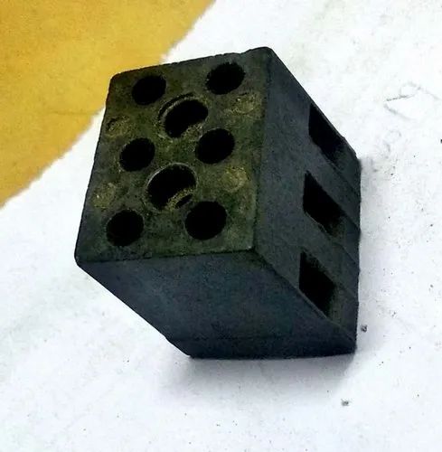 Glad 3 pin bakelite plug